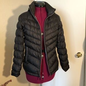 Kenneth Cole jacket size small black.